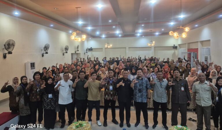 Dorong Kemudahan Berusaha, Pioner Ide Nusantara dan DPMPTSP Lutim Gelar Bimtek OSS-RBA