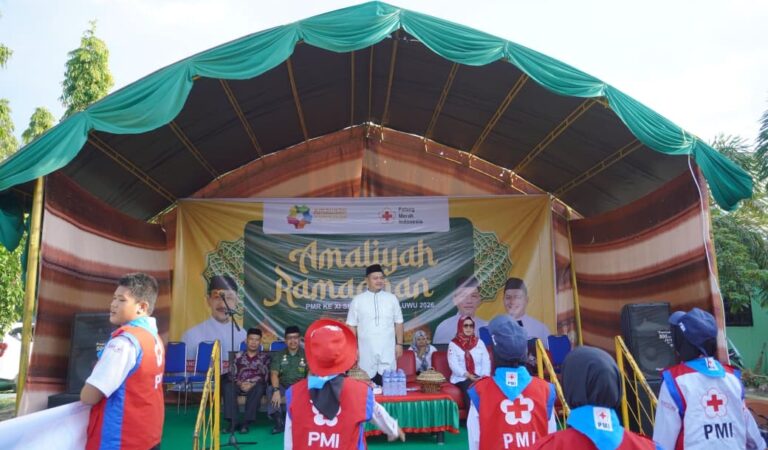 Amaliyah Ramadan PMR se-Luwu Dibuka Wabup Dhevy Bijak Pawindu