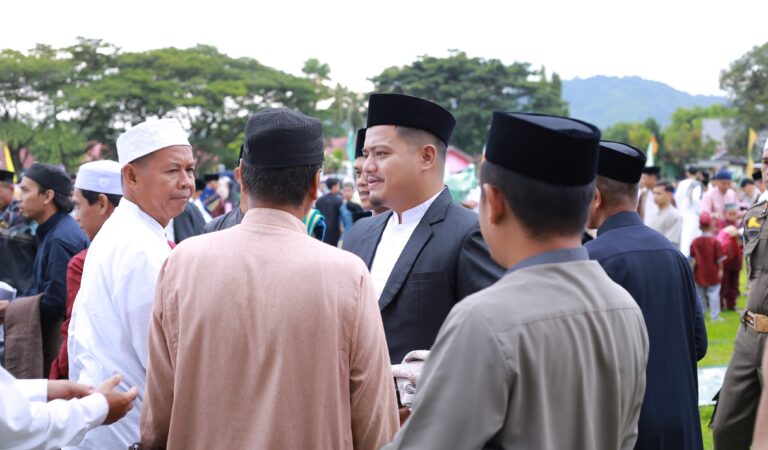 Wabup Luwu Ajak Warga Perkuat Persatuan Saat Idulfitri