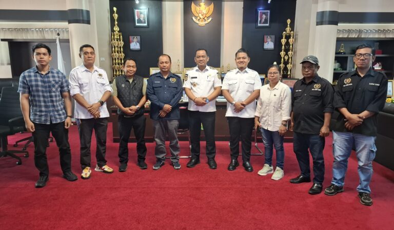 Bupati Luwu Terima Pokja PWI, Tekankan Peran Pers sebagai Mitra Strategis